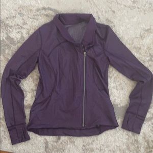 Lululemon zip up purple jacket size 6